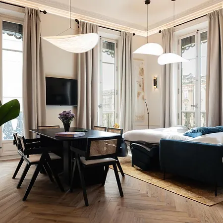 Apartment La - Terreaux Iv - 2 Bedroom With Ac *